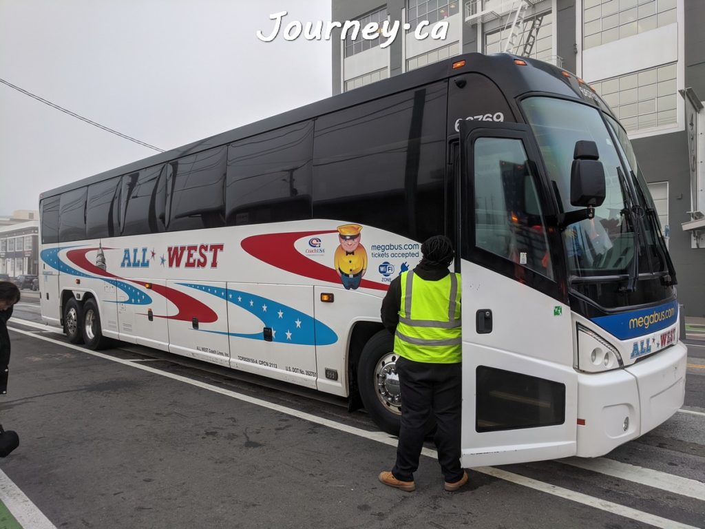 Sacramento San Francisco Los Angeles Santa Barbara, Megabus