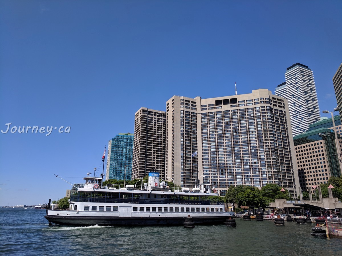 Toronto Island Ferry Leaving Terminal