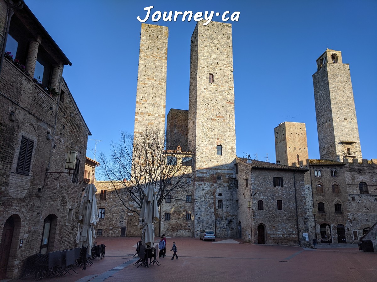 Piazza delle Erbe, San Gimignano